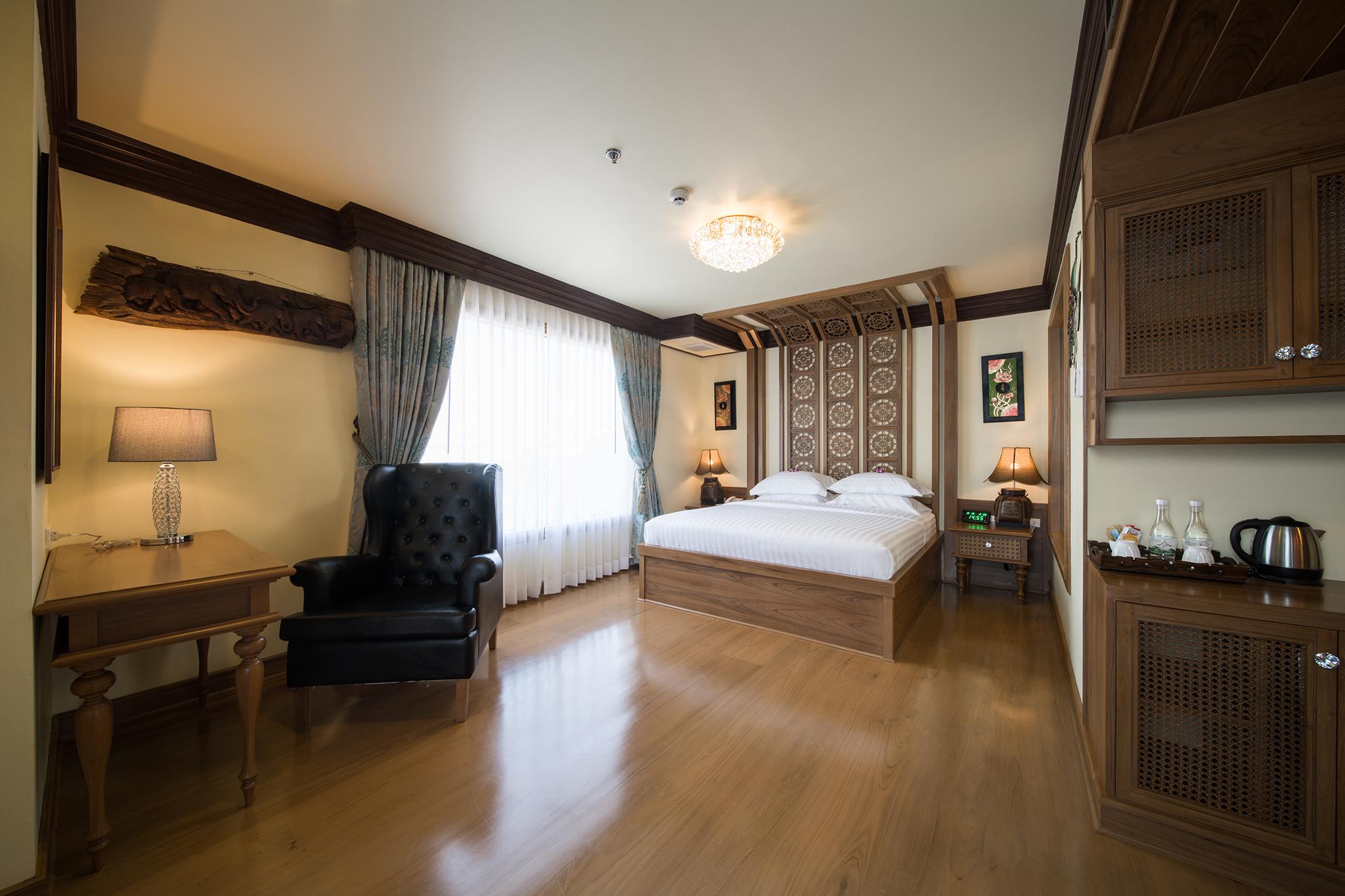 Peak Nimman Prestige Hotel Chiang Mai Exteriör bild