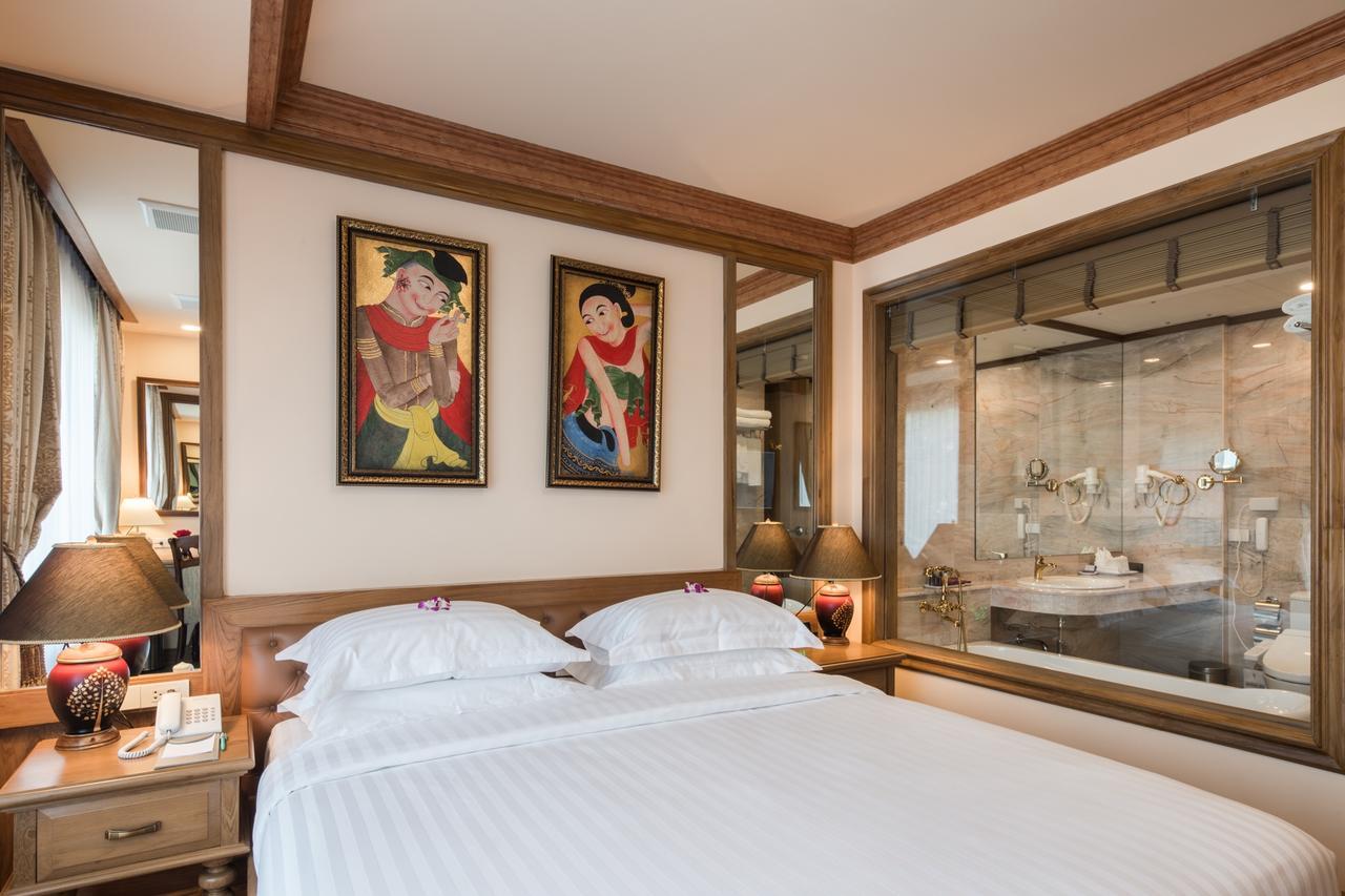 Peak Nimman Prestige Hotel Chiang Mai Exteriör bild